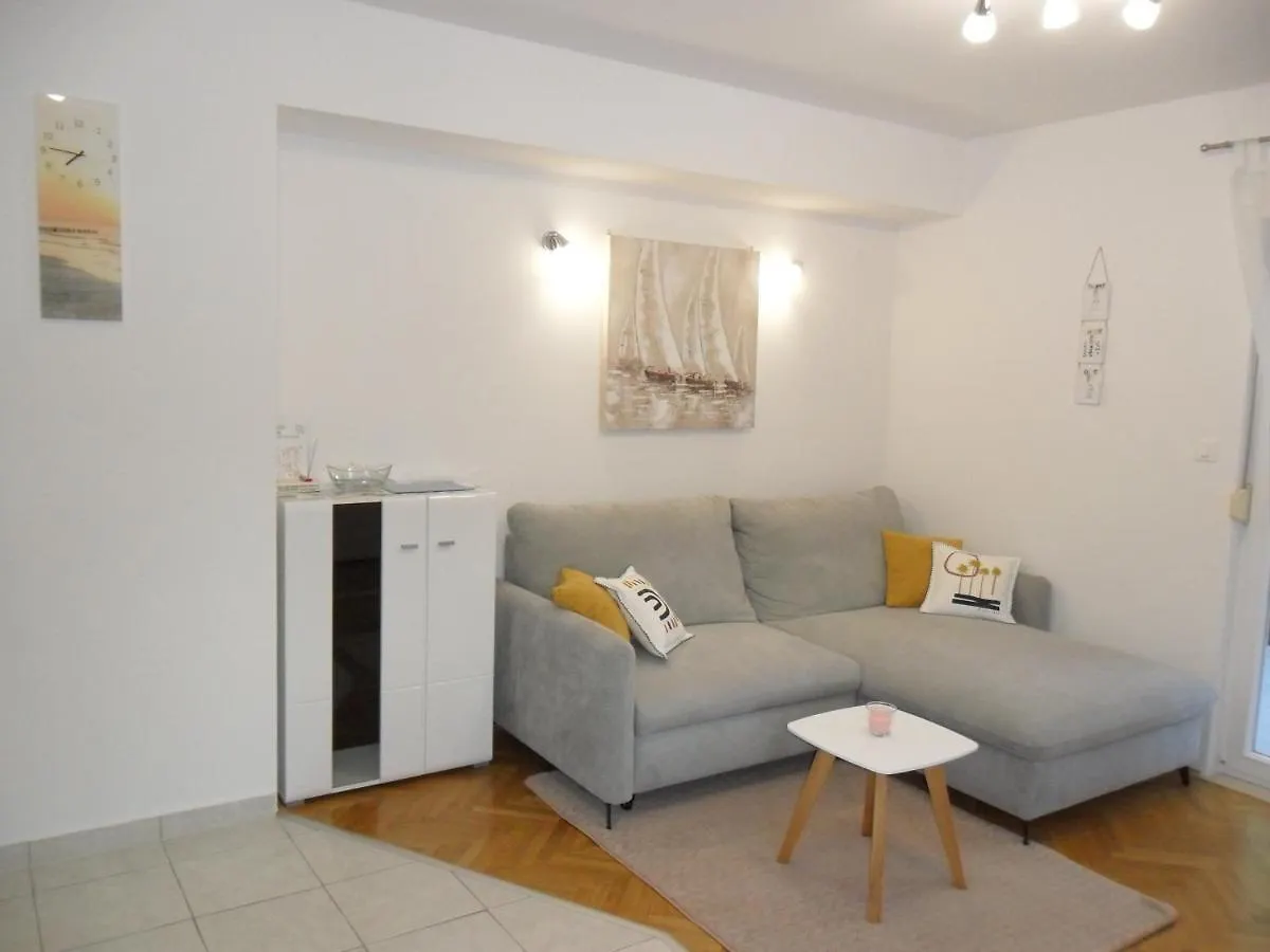 Apartman Ljubica Trogir 0*,  Croatia